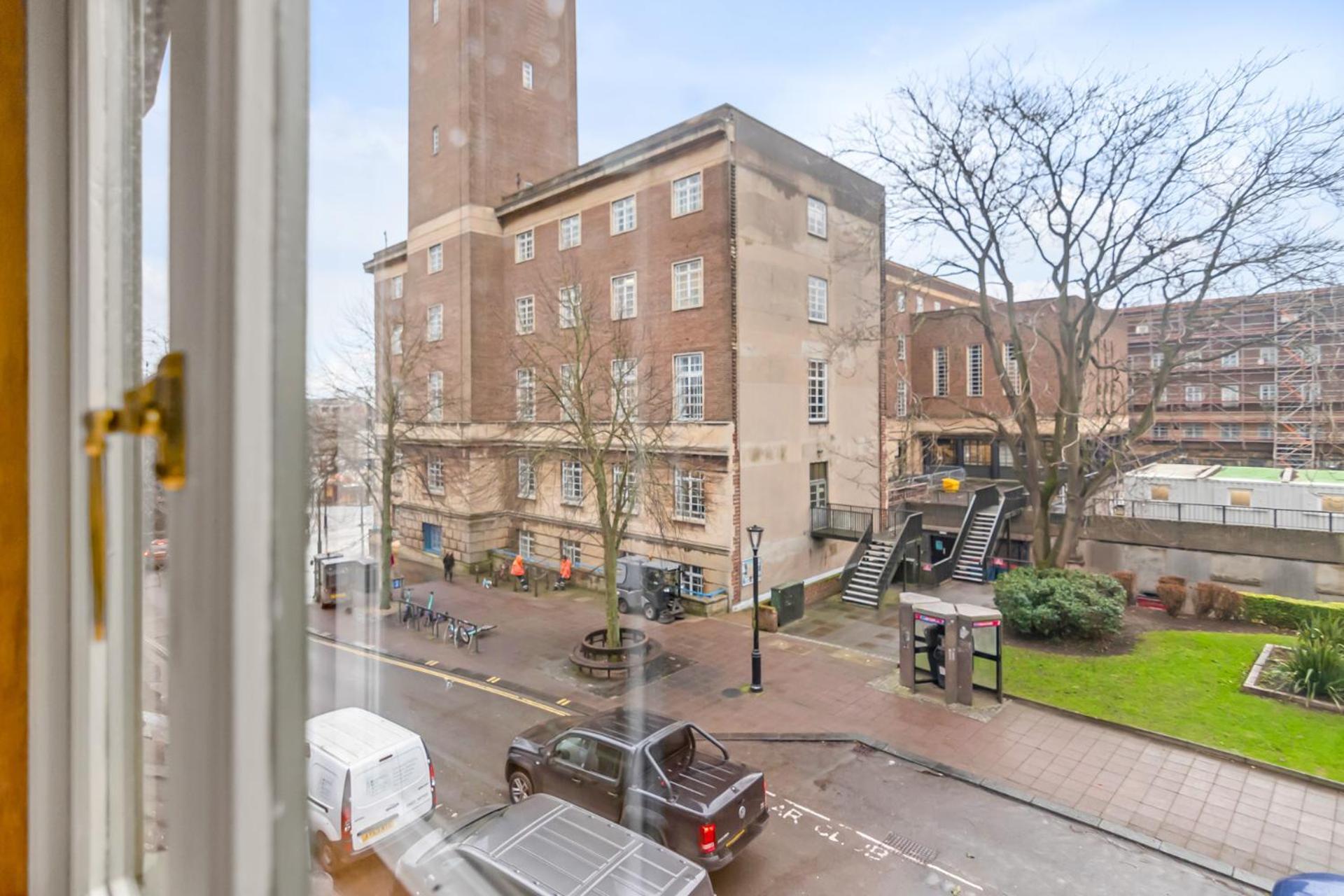 15a St Giles With Parking Apartment