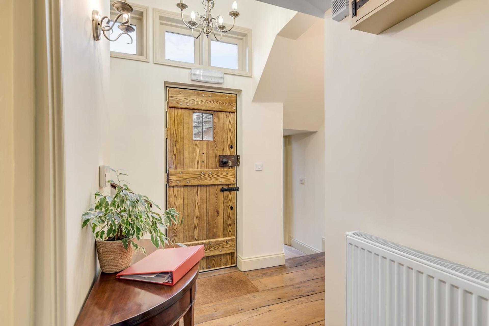 15a St Giles With Parking * NWI